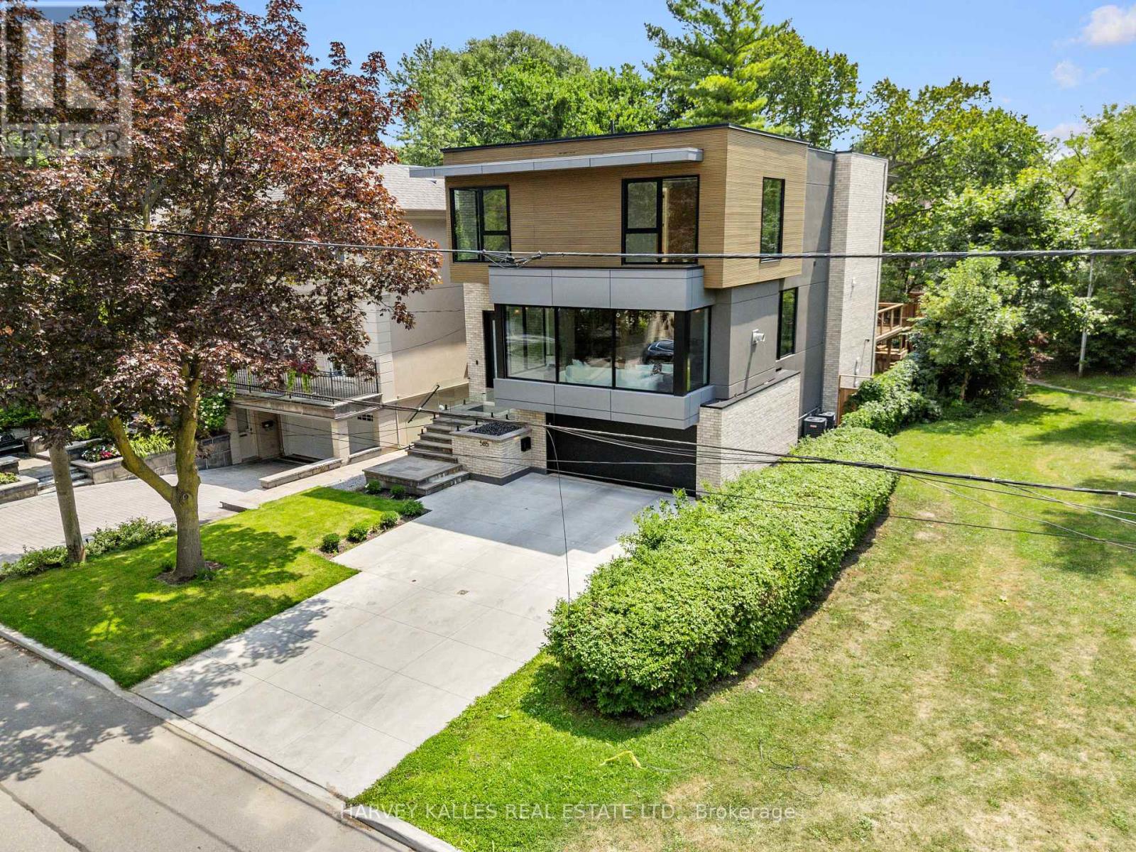 585 BEDFORD PARK AVENUE - 50