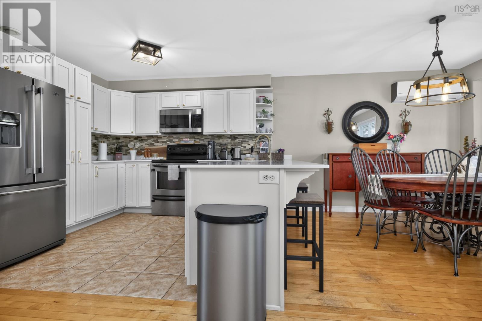 200 Transom Drive - 4