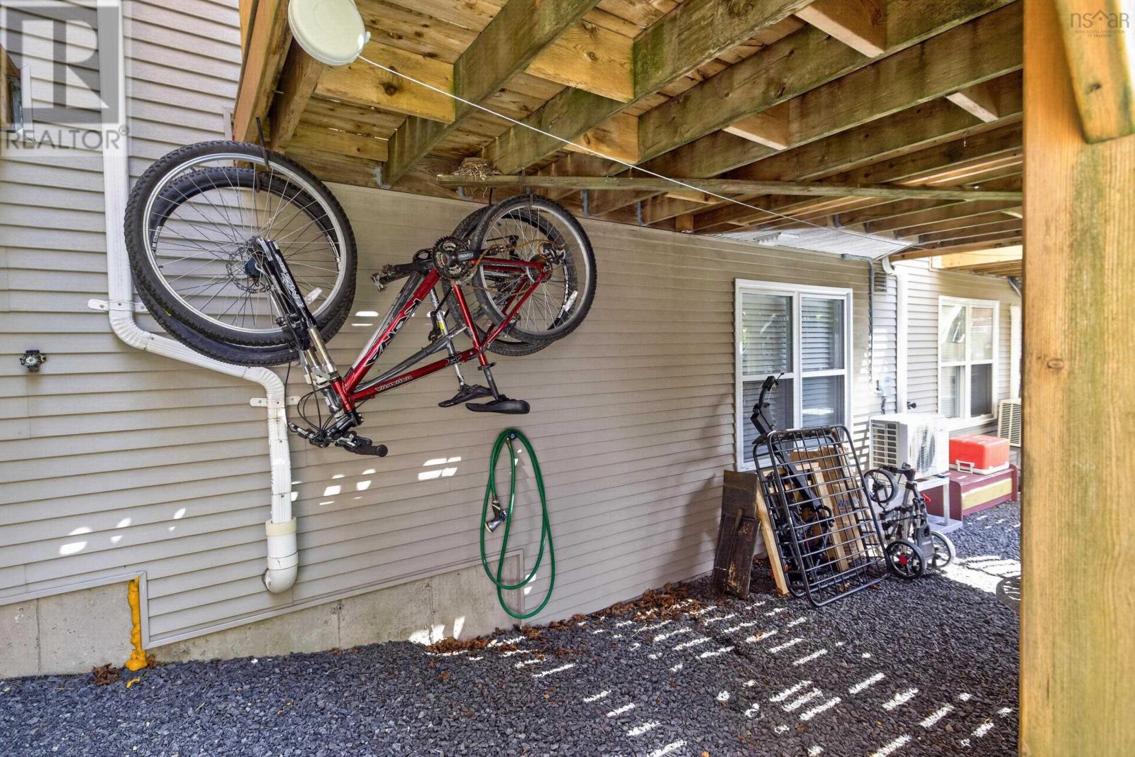 200 Transom Drive - 33