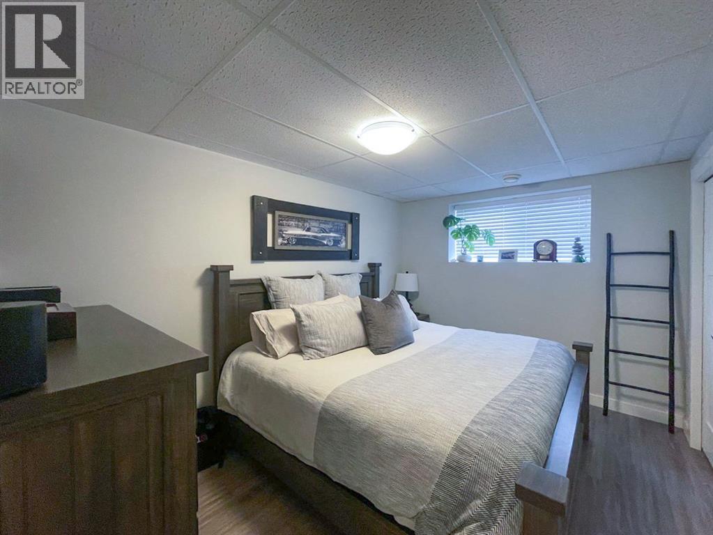 9601 89a Street - 32