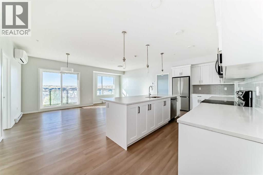 #1305 42 Cranbrook Gardens SE - 12