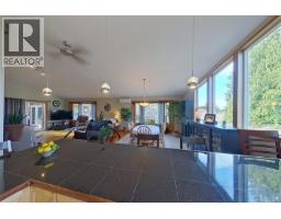 Den - 1101 Ewen Rd, Hyde Creek, BC V0N2R0 Photo 12
