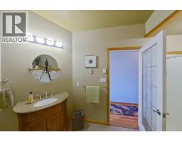 1101 Ewen Rd, Hyde Creek, BC V0N2R0 Photo 53