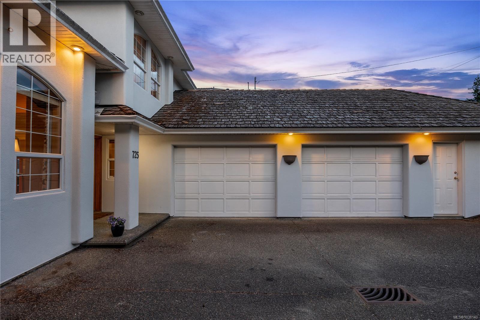 725 Thulin St - 56