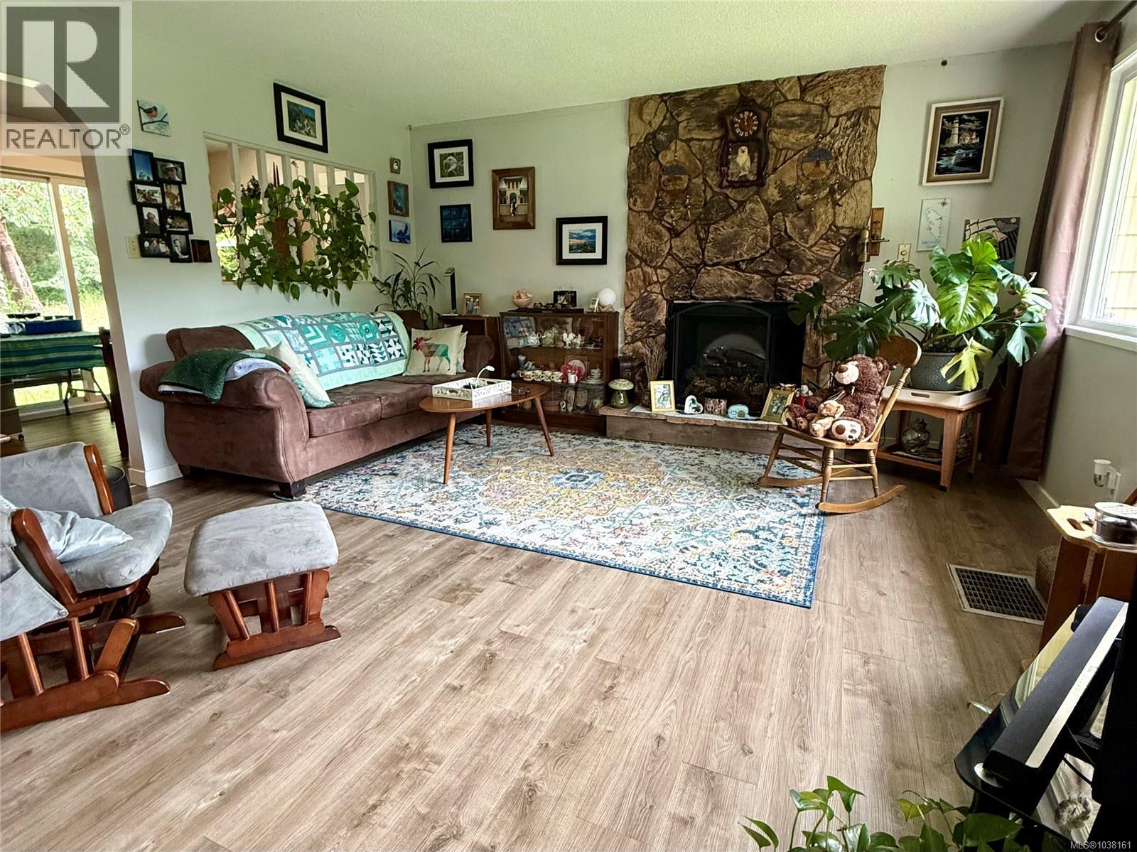 1673 Northwest Bay Rd - 4