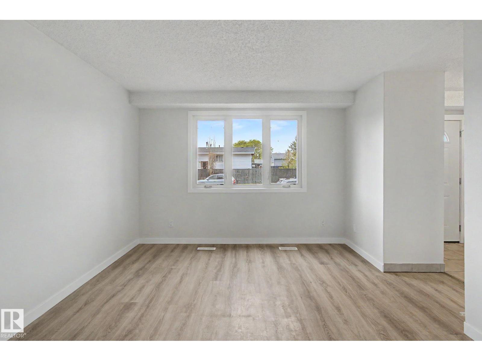9B CLAREVIEW VG NW - 11