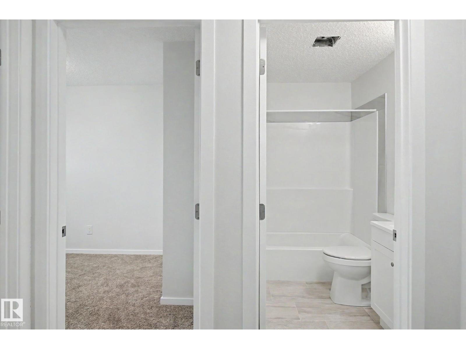 9B CLAREVIEW VG NW - 23