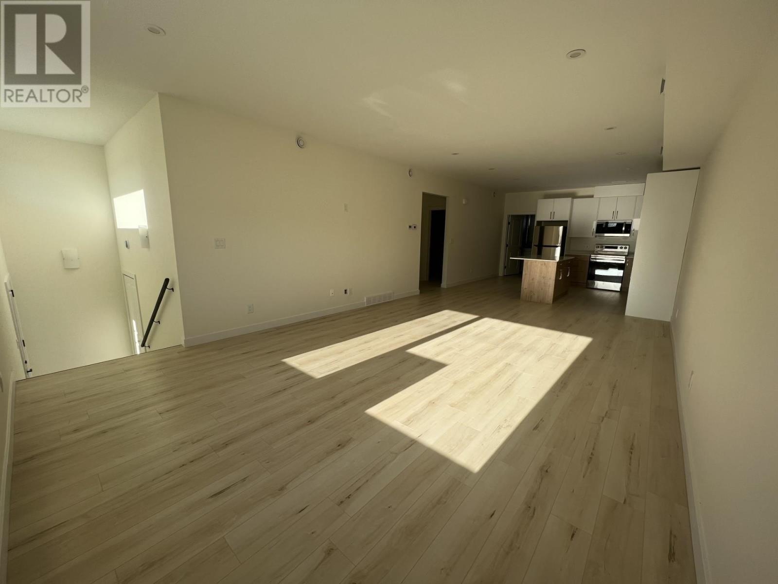 397 Empire AVE - 31