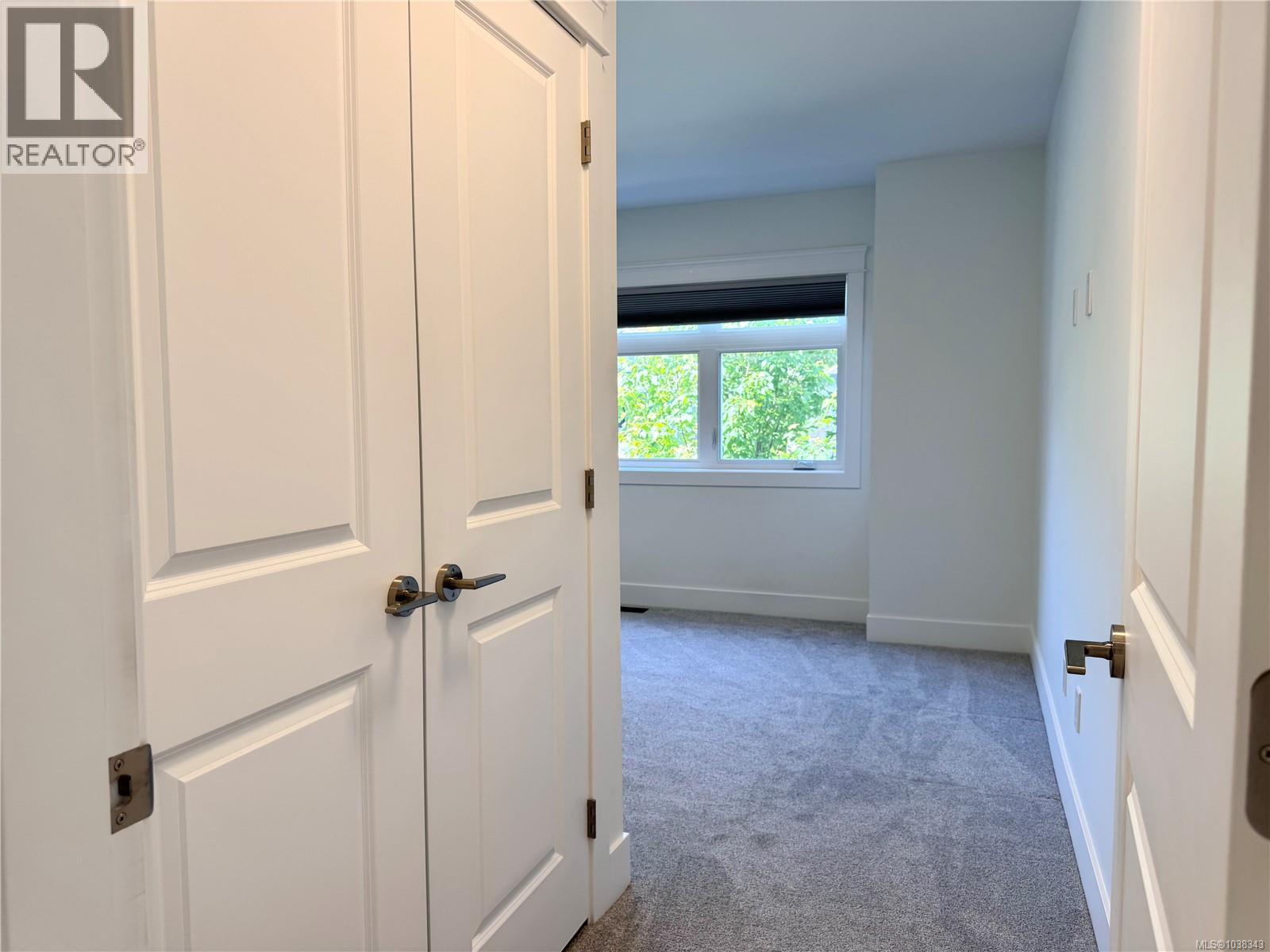 #105 5160 Hammond Bay Rd - 17