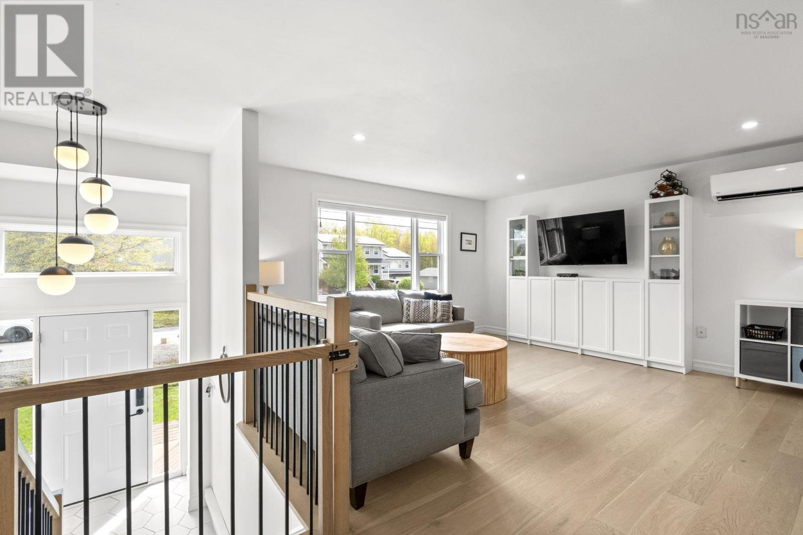 Property 21 of 33 of 39 Boyd Avenue