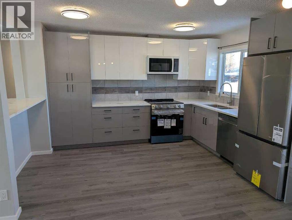 1106 39 Street SE - 6
