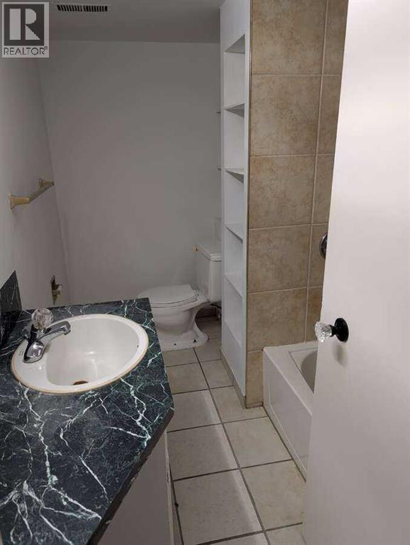 1106 39 Street SE - 33