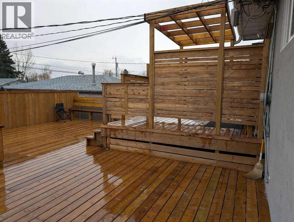 1106 39 Street SE - 29