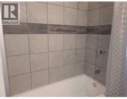 1106 39 Street Se, Calgary, AB T2A1E4 Photo 14