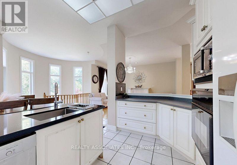2 LORD NELSON COURT - 21