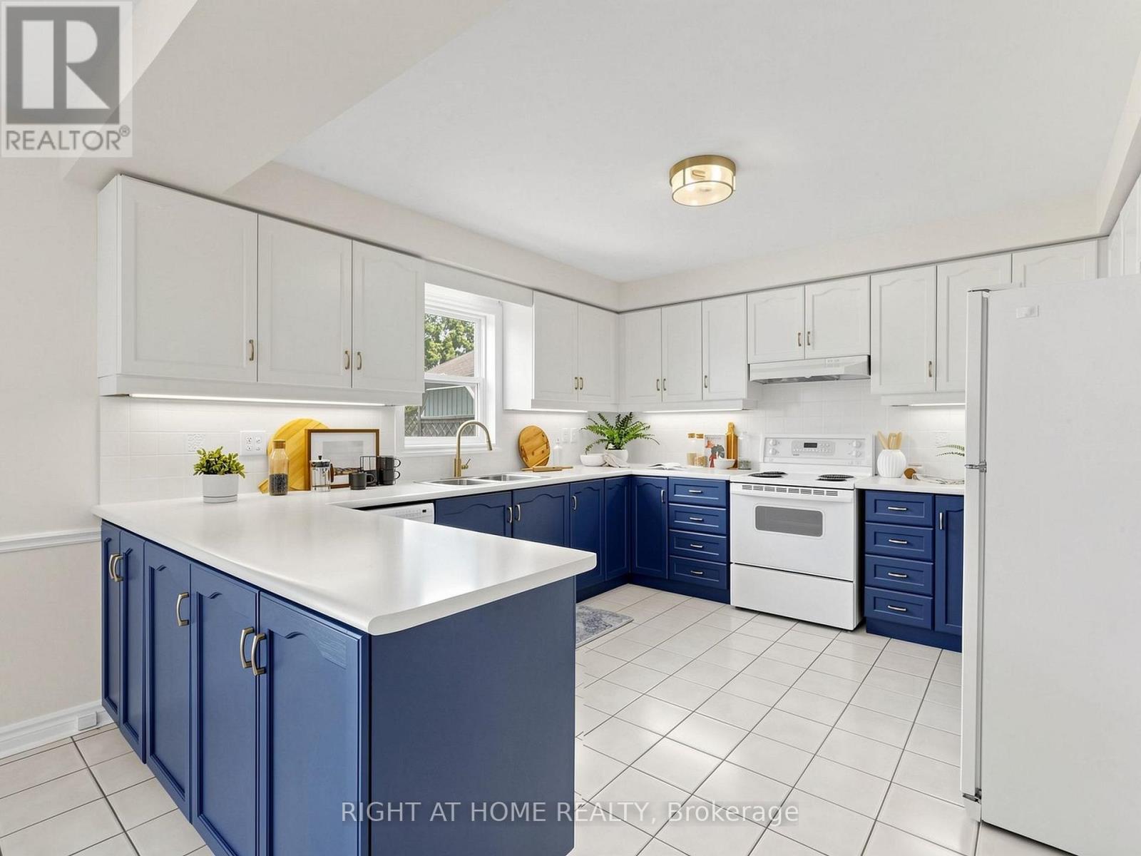 75 QUAKER VILLAGE DRIVE - 12