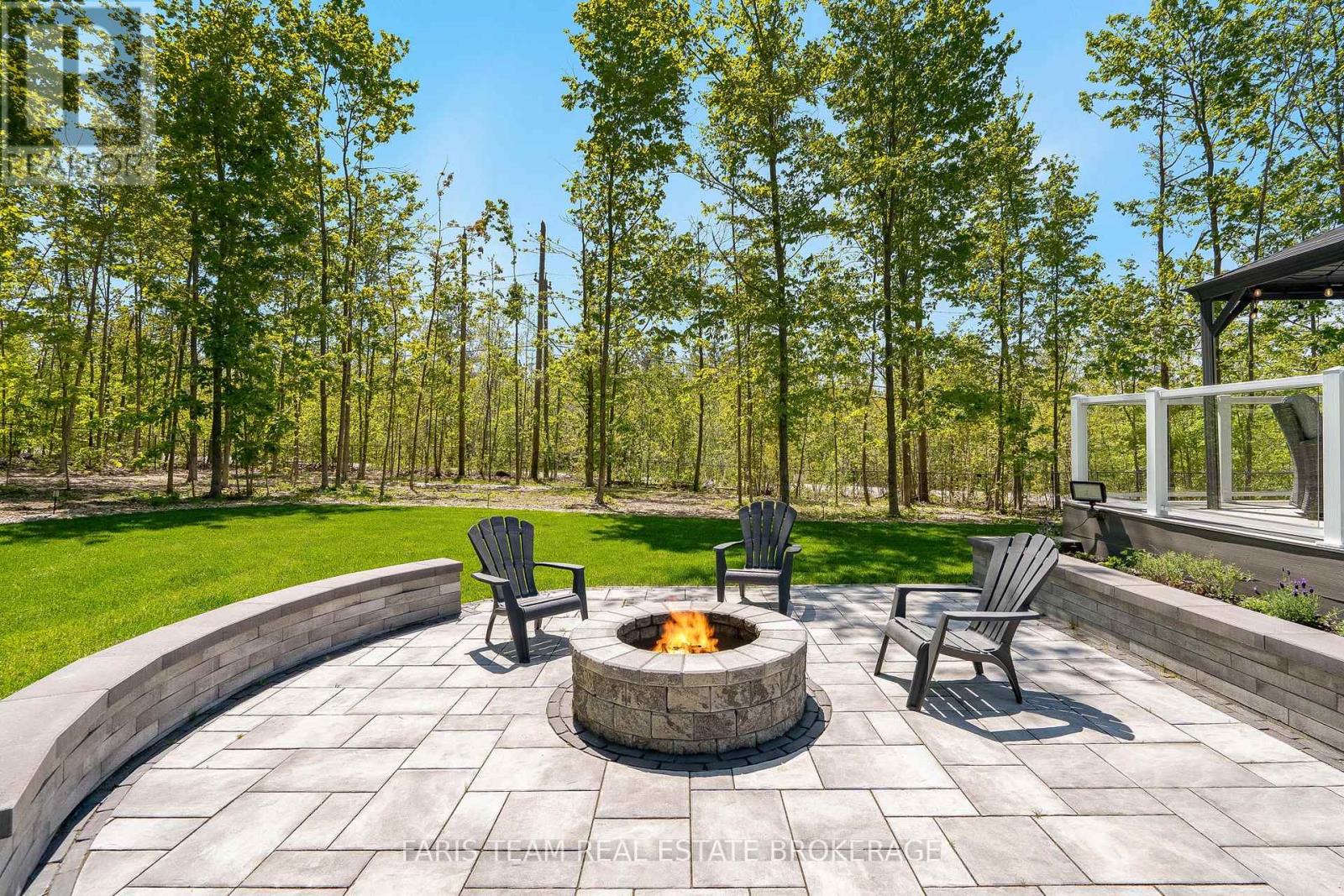 1 PINEVIEW DRIVE - 39