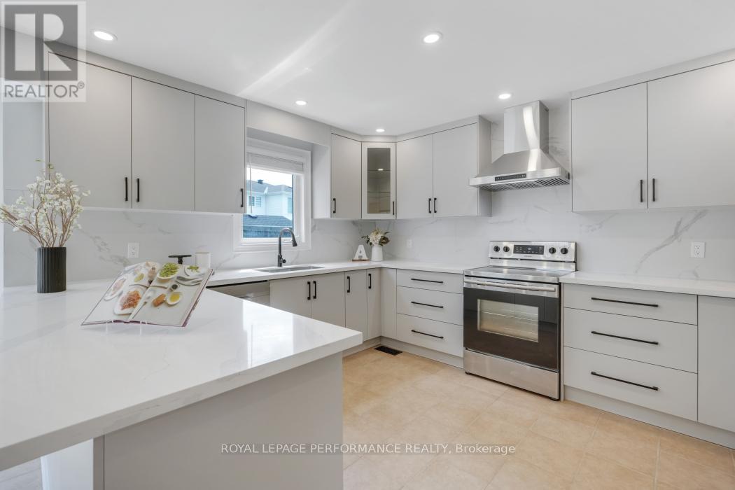 846 MONTCREST DRIVE - 21