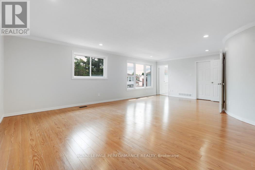 846 MONTCREST DRIVE - 29
