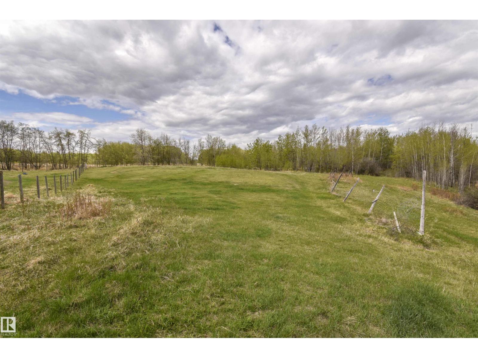 53205A Rge Rd 35 exterior