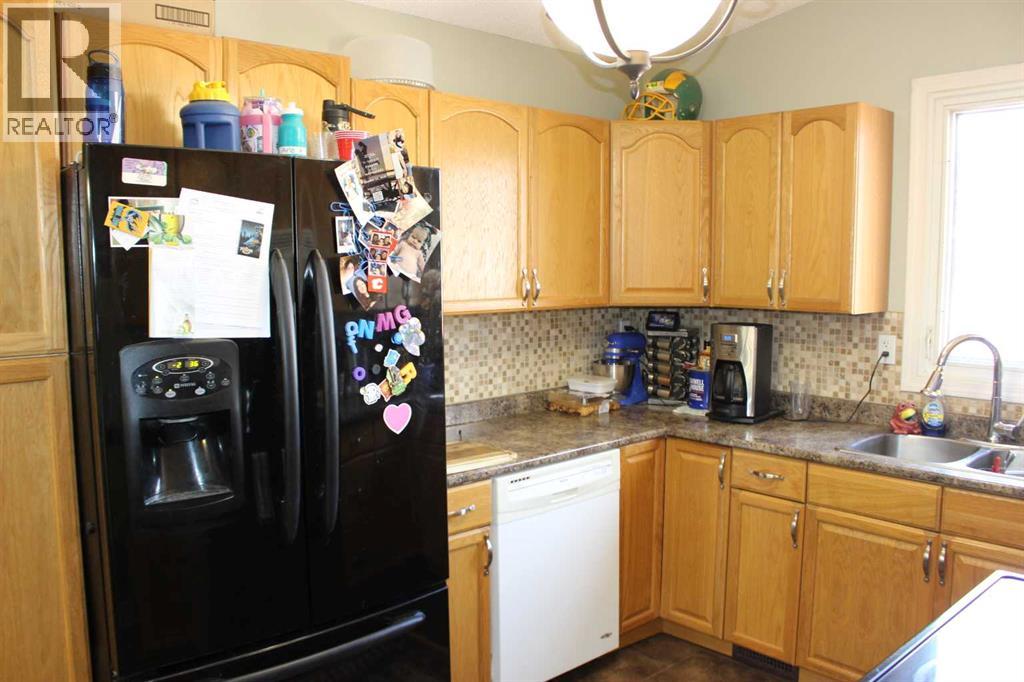 2811 13 Avenue S - 4