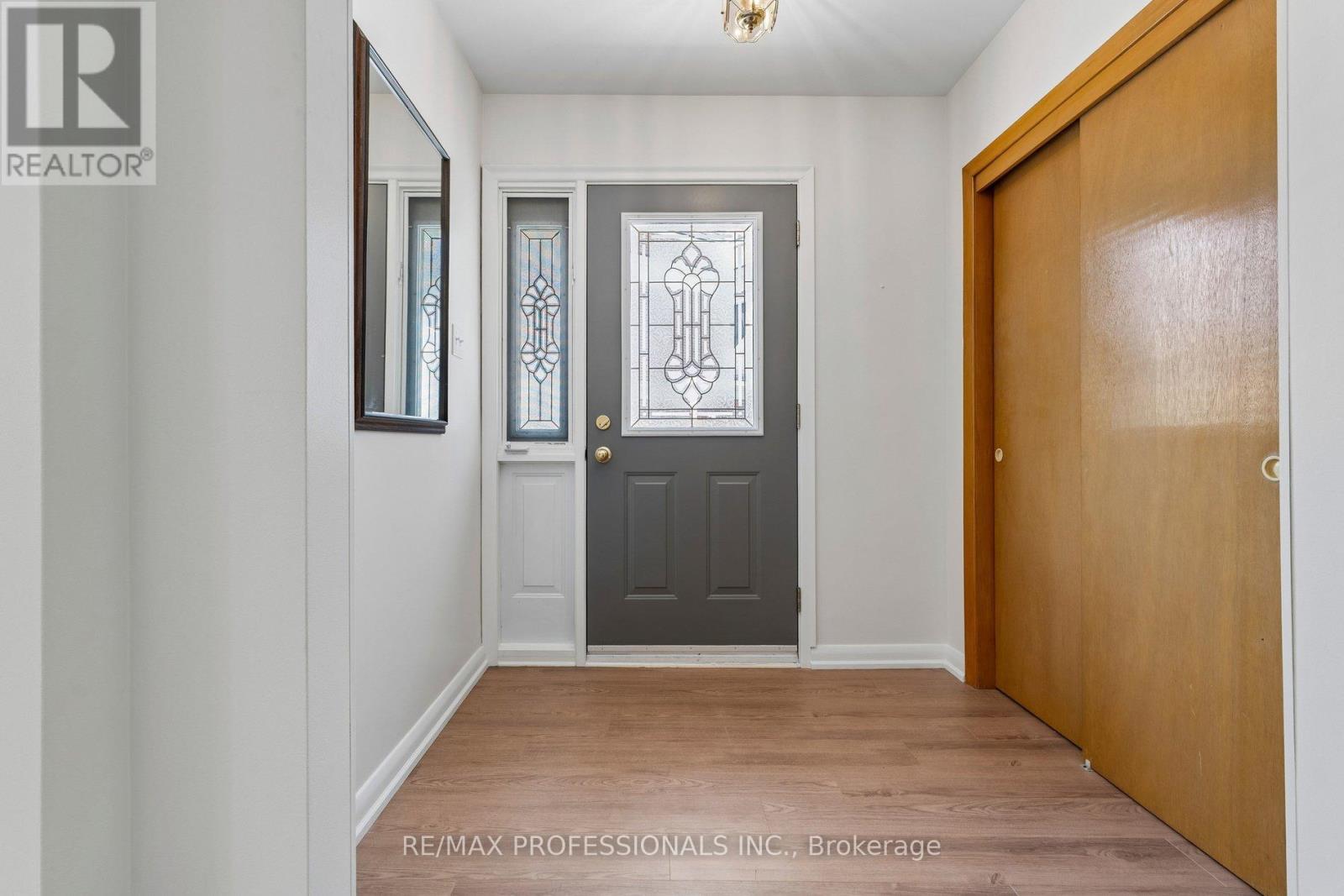 151 PERRY CRESCENT - 6