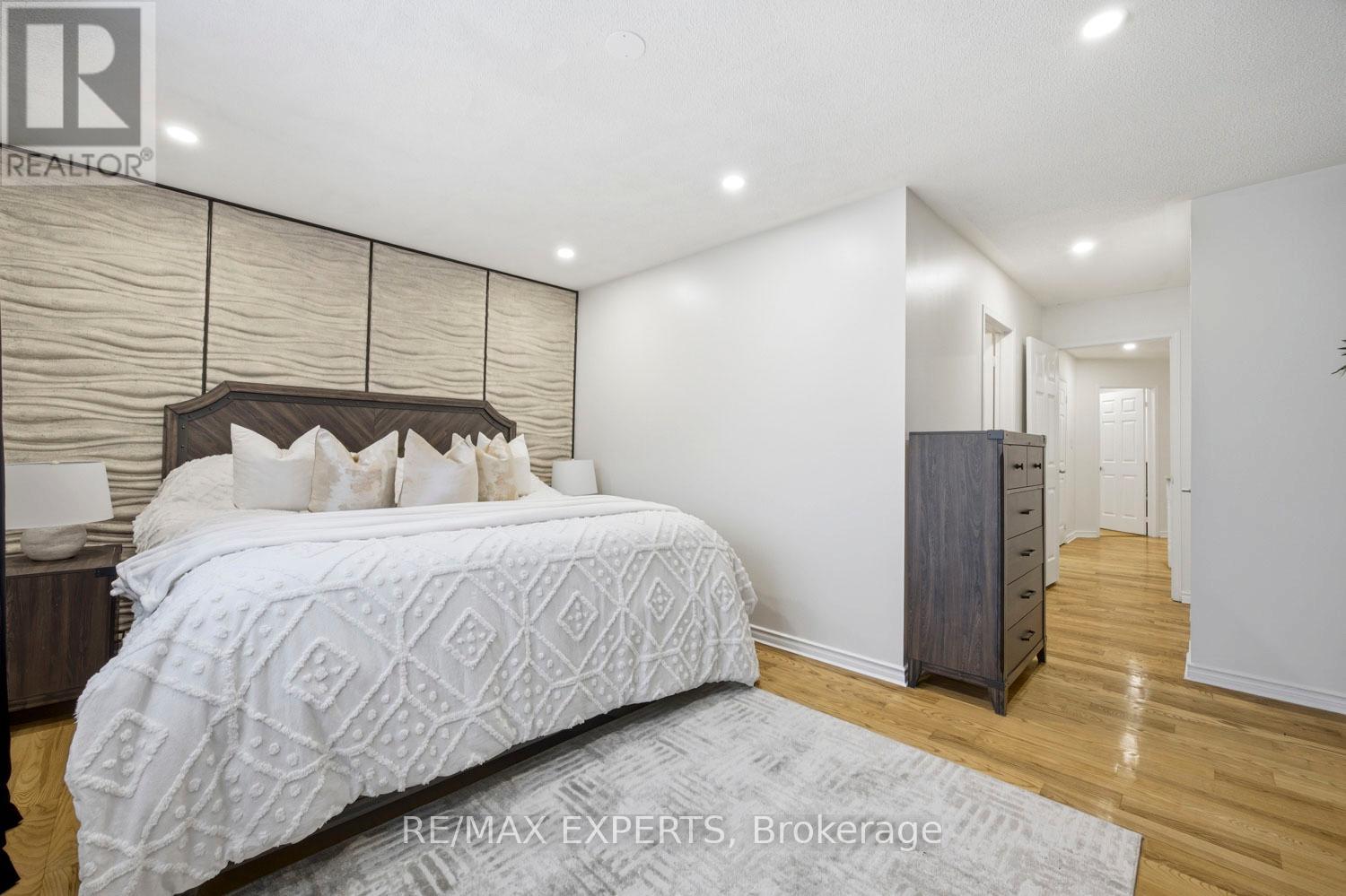 40 DILLS CRESCENT - 15