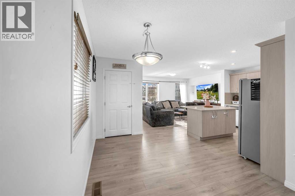 1148 140 Avenue NW - 19