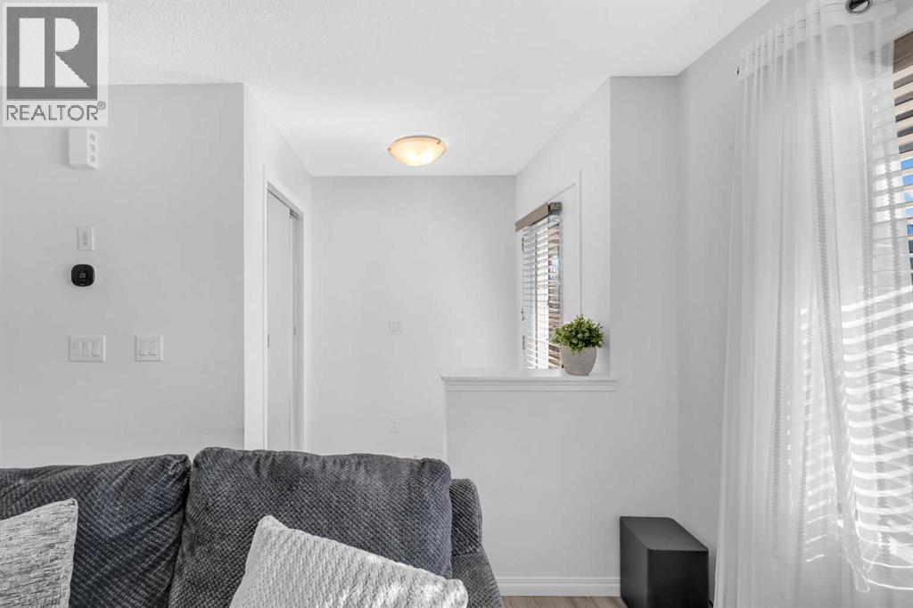 1148 140 Avenue NW - 8