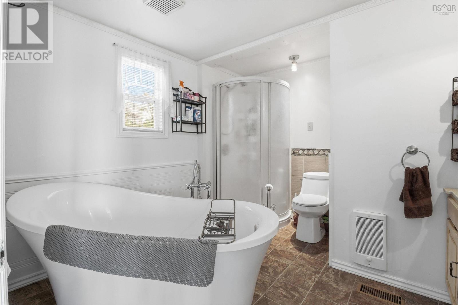 63 Deanery Road - 23