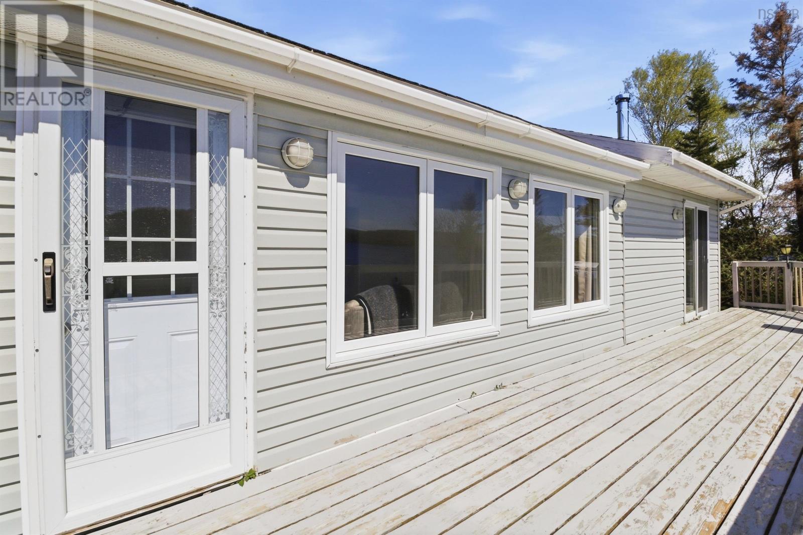 63 Deanery Road - 30