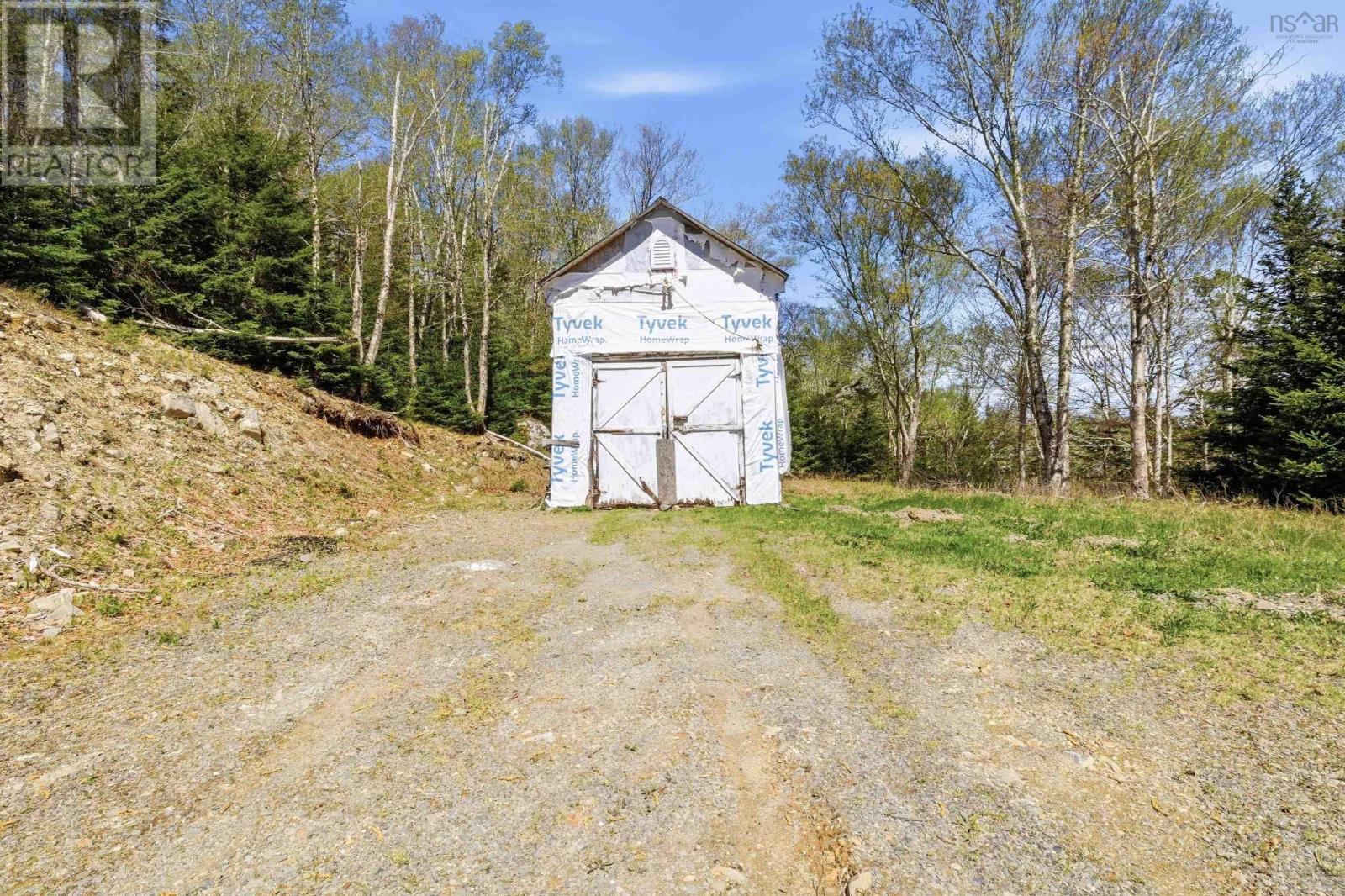 63 Deanery Road - 34