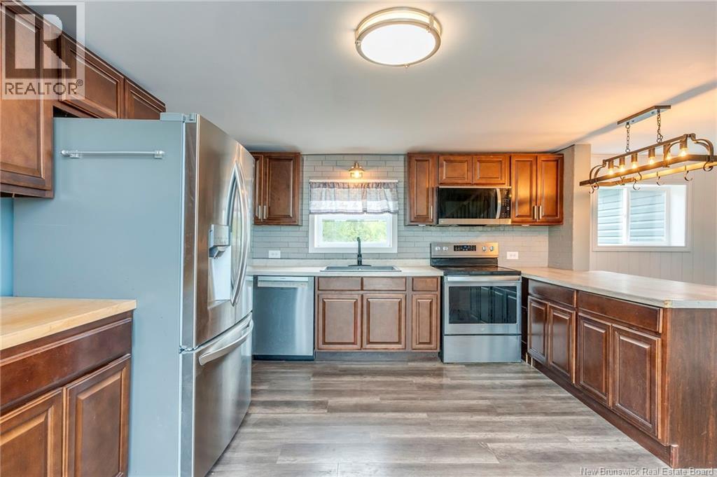 9 Watercrest Road - 3