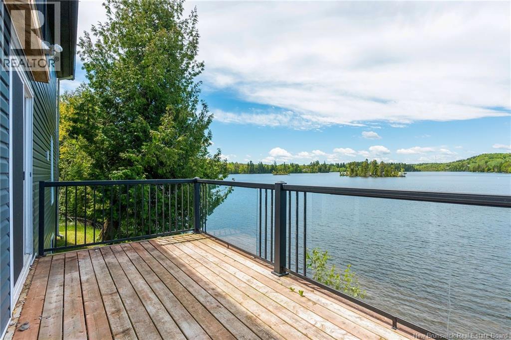 9 Watercrest Road - 38