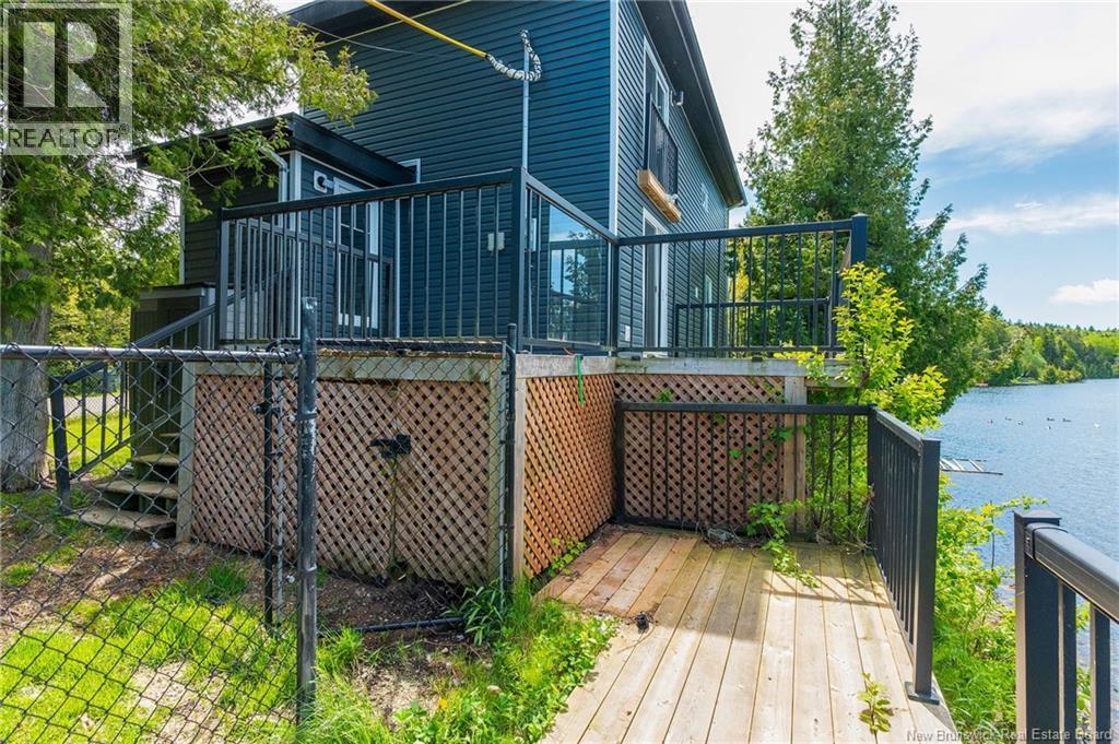 9 Watercrest Road - 43