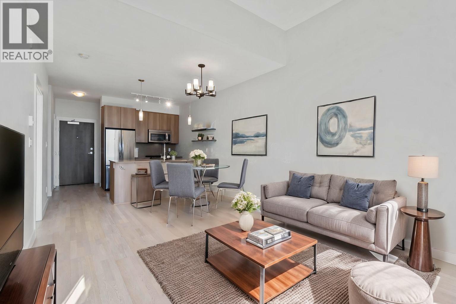 4XX 7058 14TH Avenue - main photo