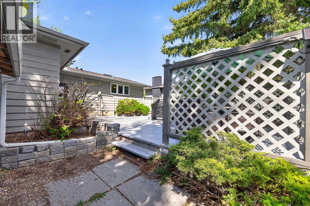 240 Canniff Place SW - 41