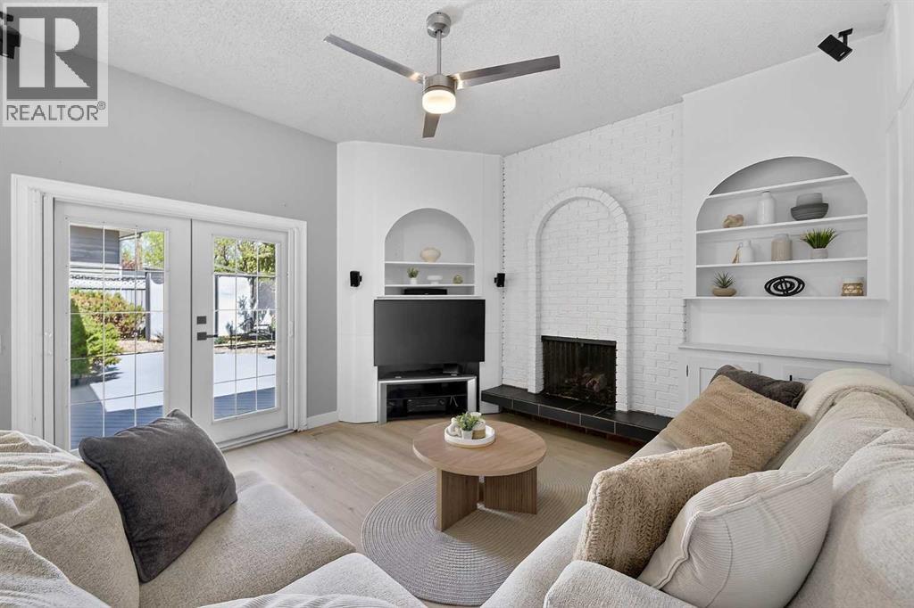 240 Canniff Place SW - 23