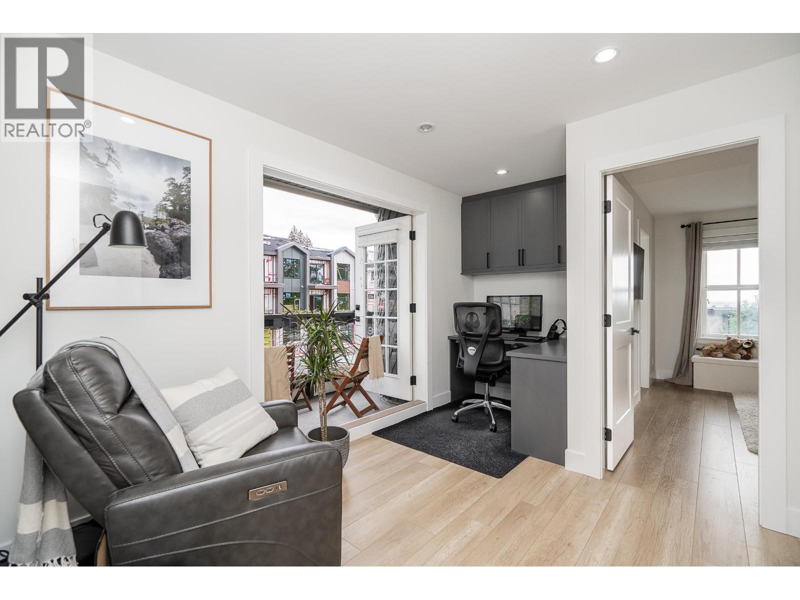108 3416 QUEENSTON AVENUE, Coquitlam