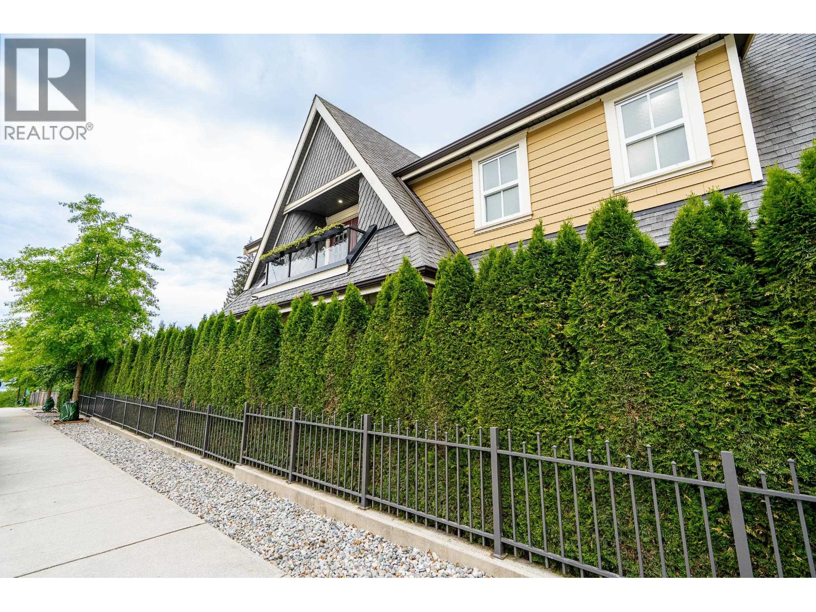108 3416 QUEENSTON AVENUE, Coquitlam