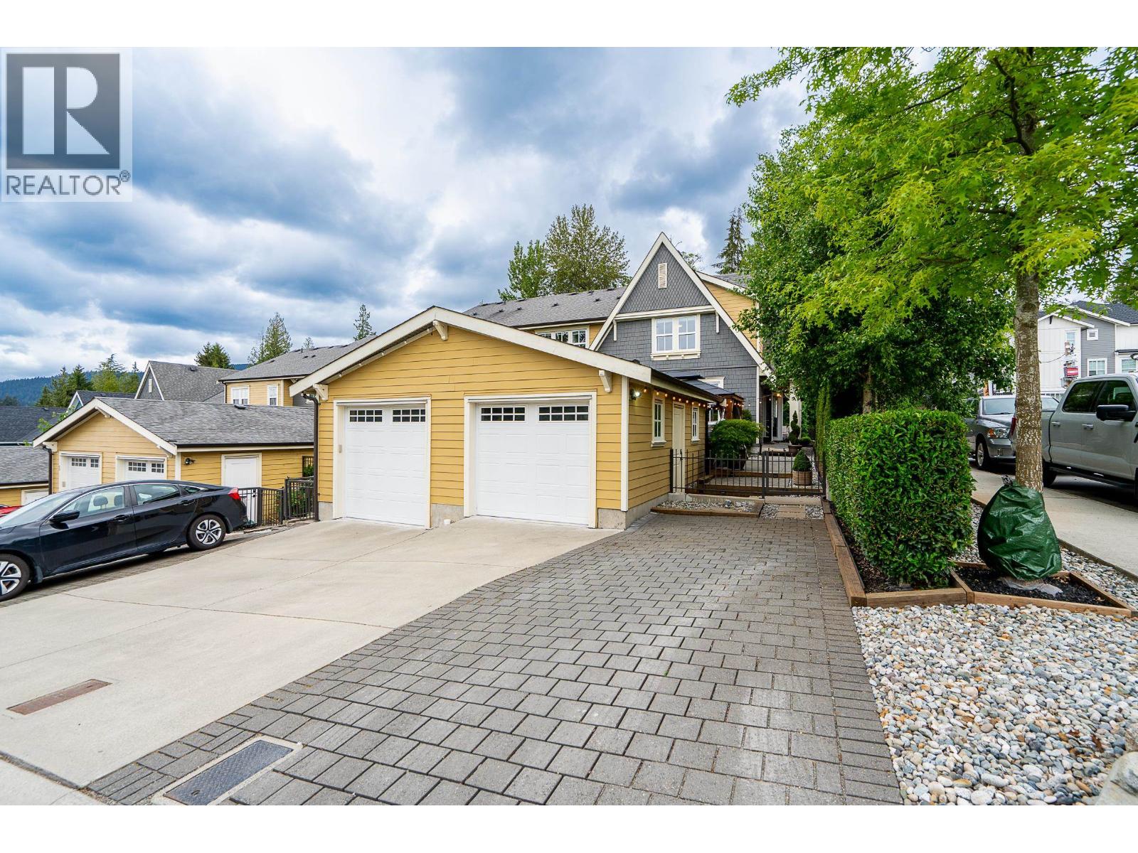 108 3416 QUEENSTON AVENUE, Coquitlam