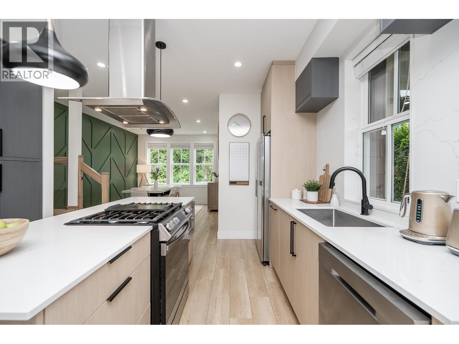 108 3416 QUEENSTON AVENUE, Coquitlam