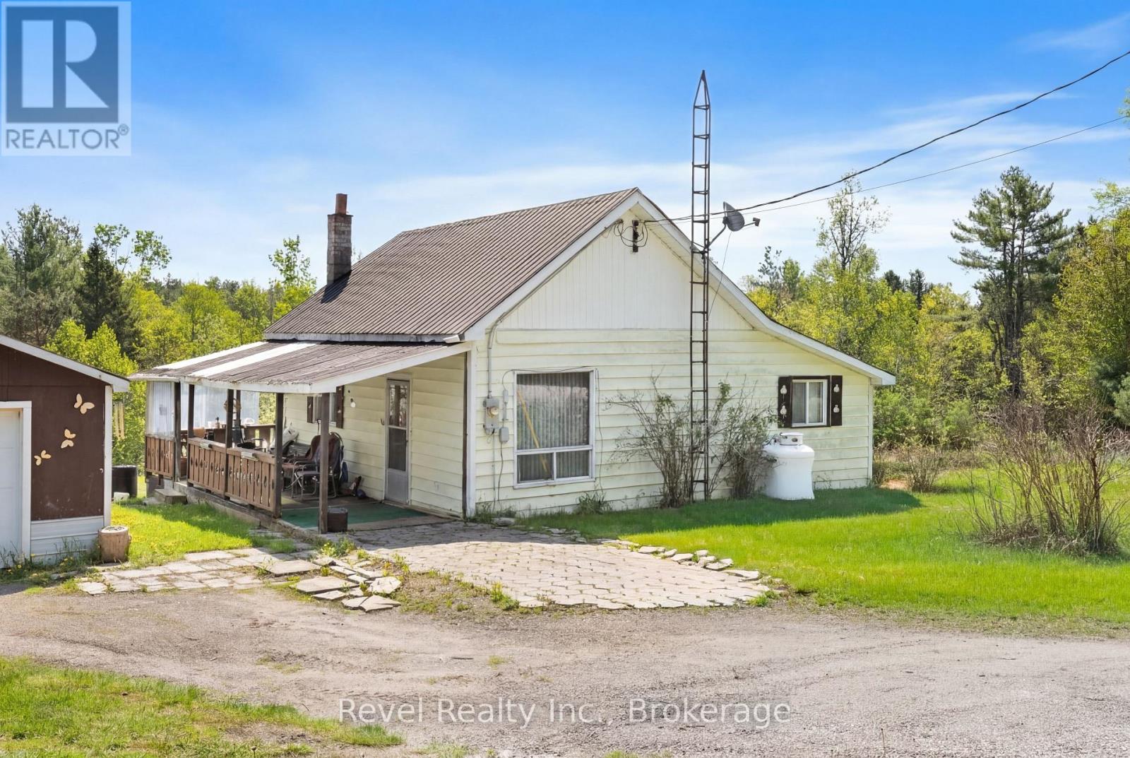 4900 MONCK ROAD - 1
