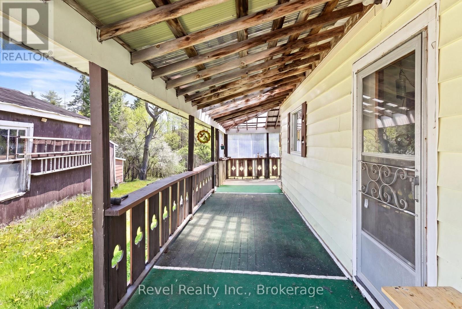 4900 MONCK ROAD - 11