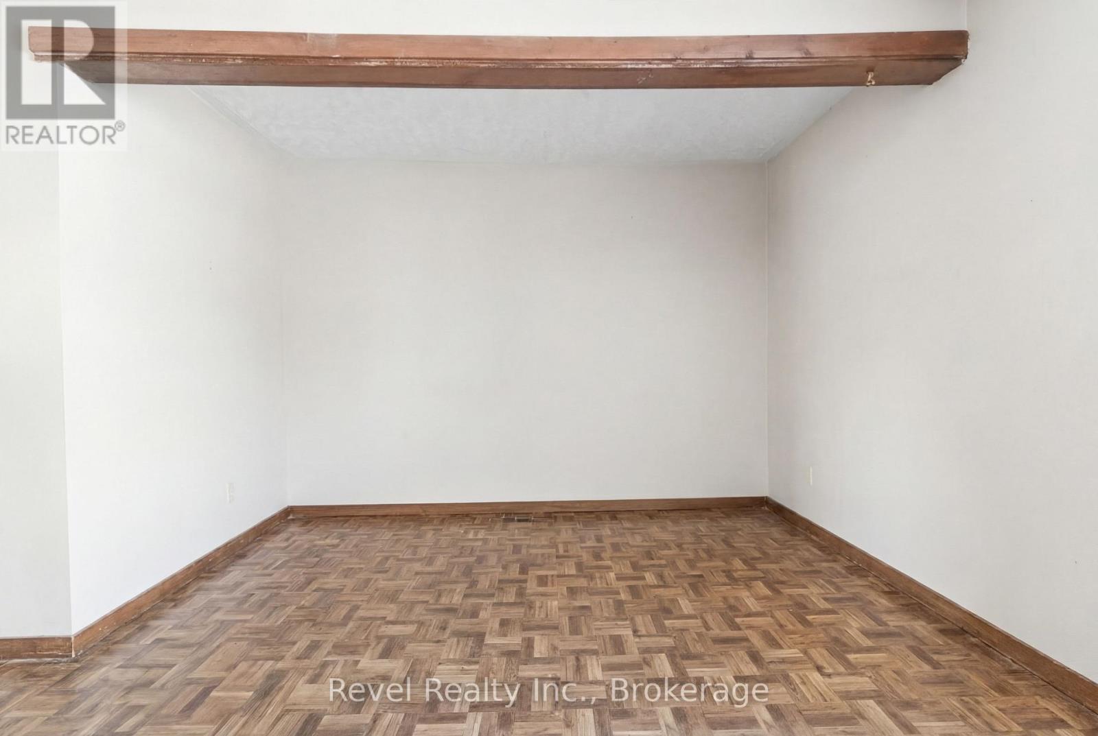 4900 MONCK ROAD - 14