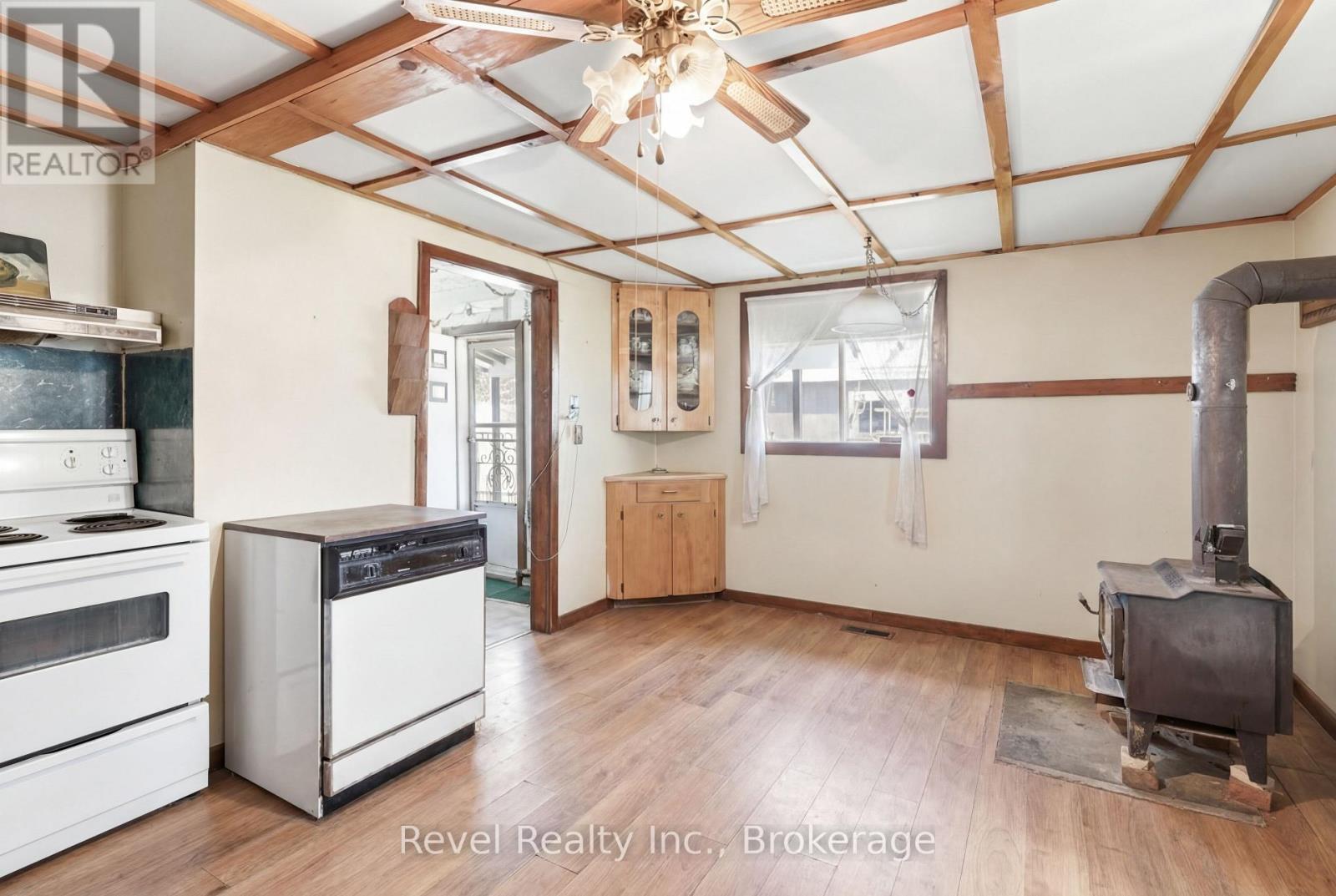 4900 MONCK ROAD - 17