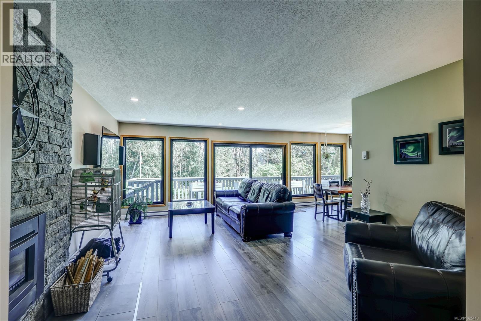 980 Nicholson Rd - 4