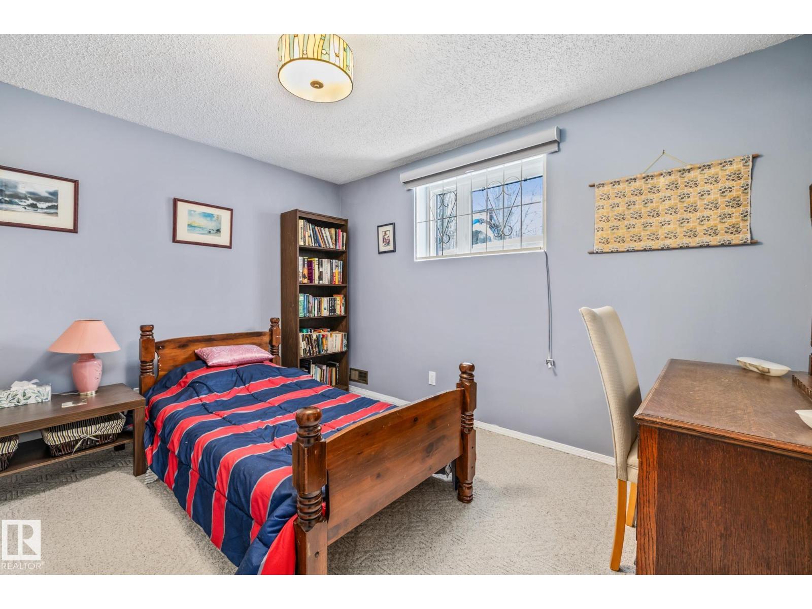 9719 190 ST NW - 35