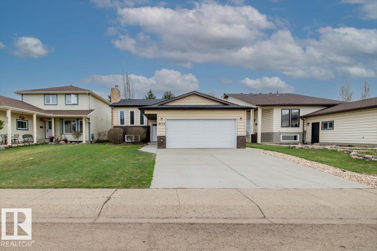 9719 190 ST NW - 38