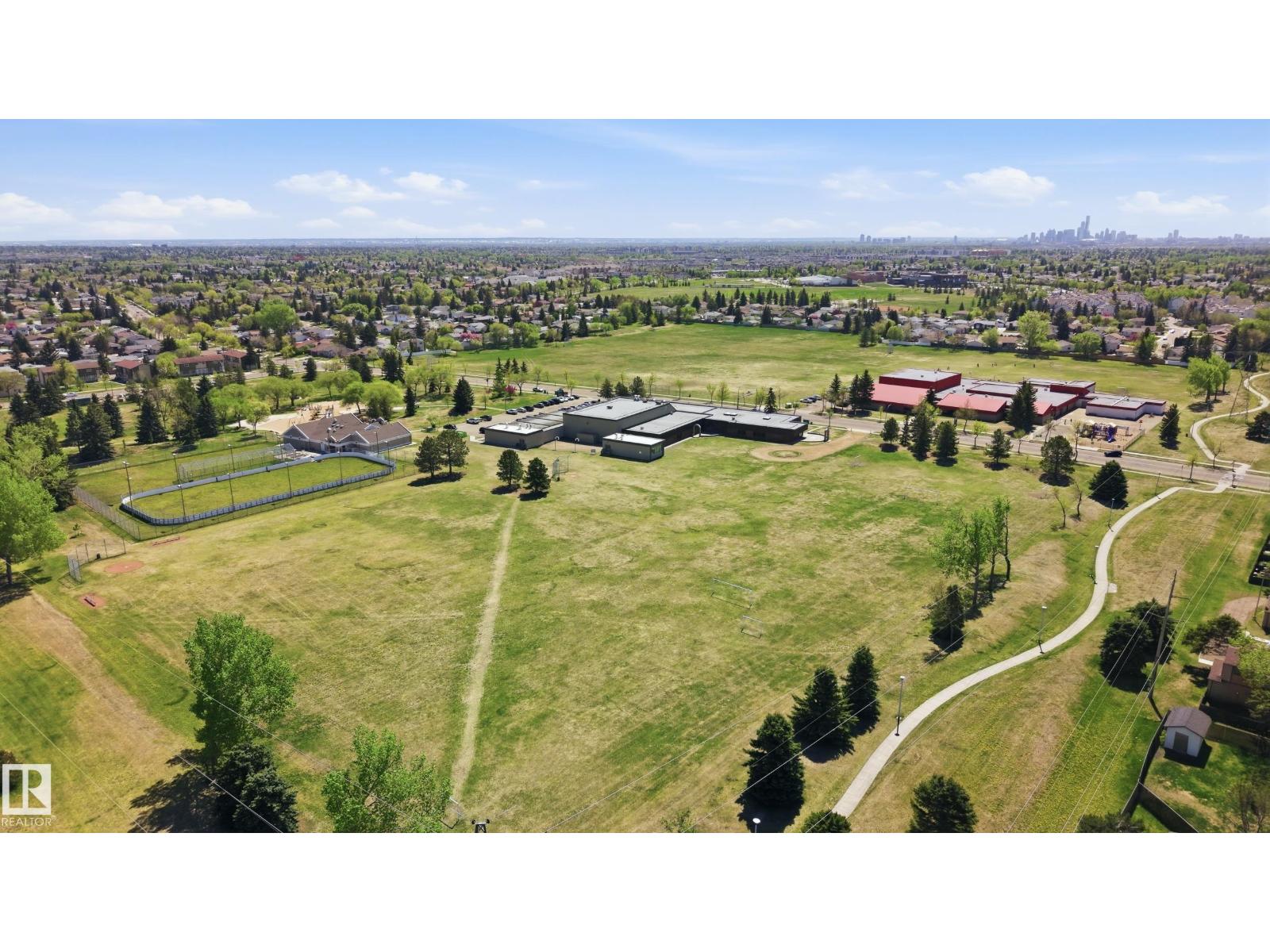 11628 167A AV NW - 31